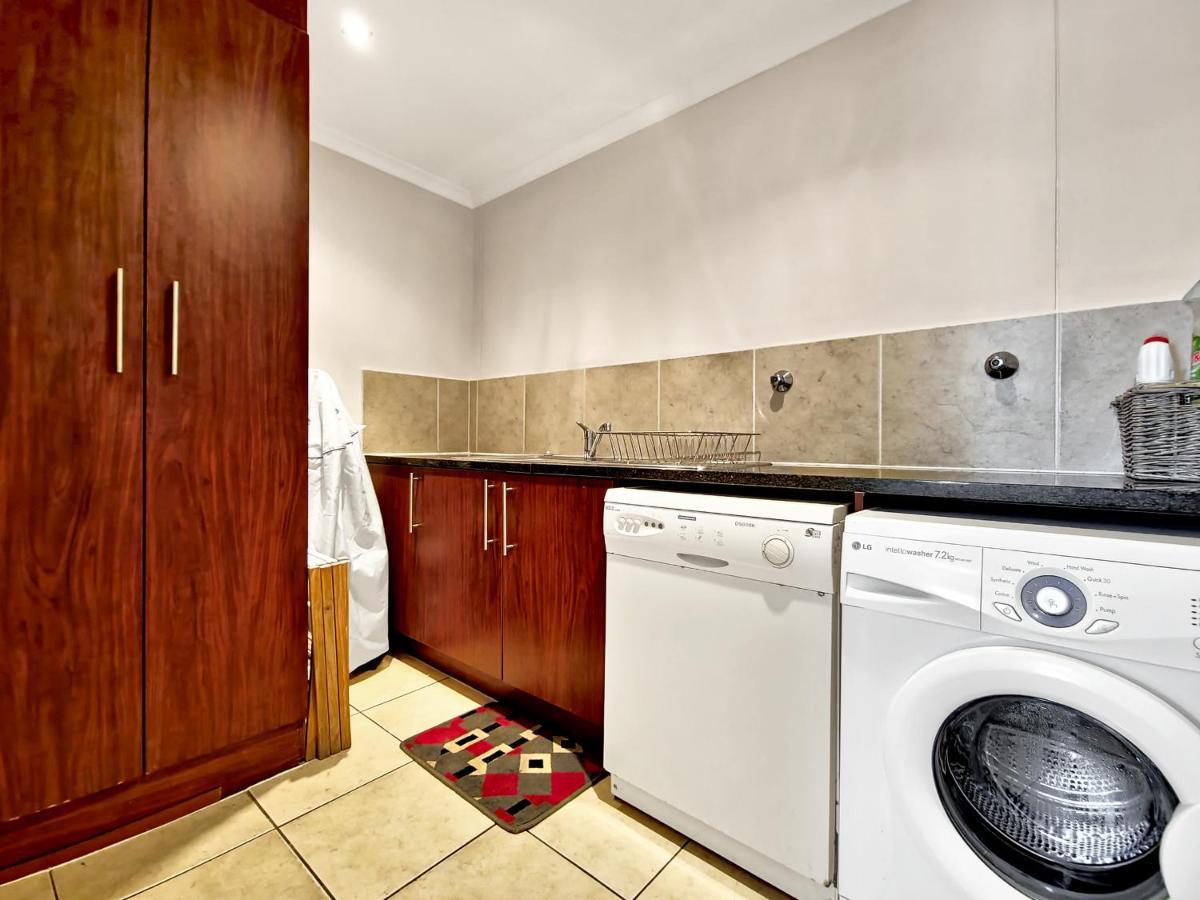 Central, Views, Fast Wi-Fi, Reduced Rates, Parking Le Cap Extérieur photo
